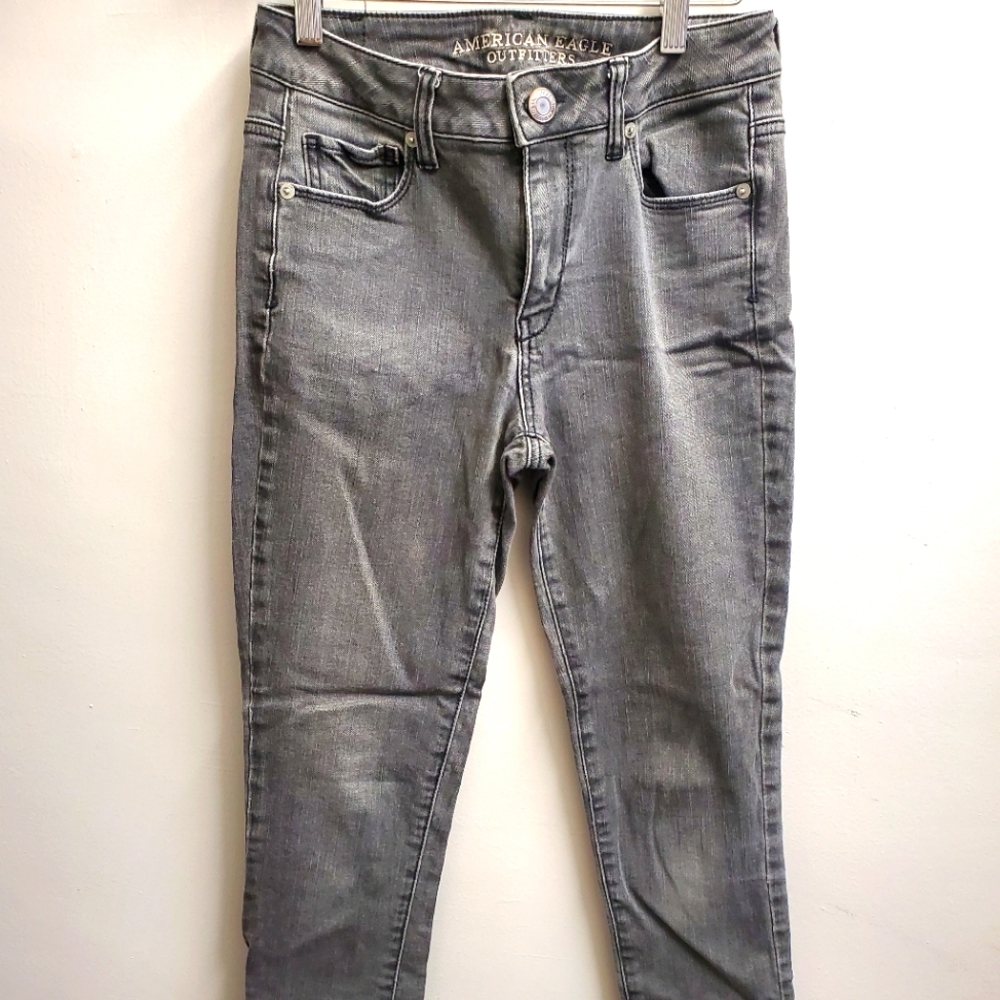 American Eagle skinny jeans